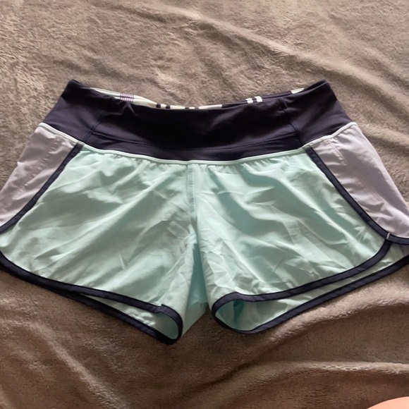 Lululemon Shorts - Picture 1 of 2